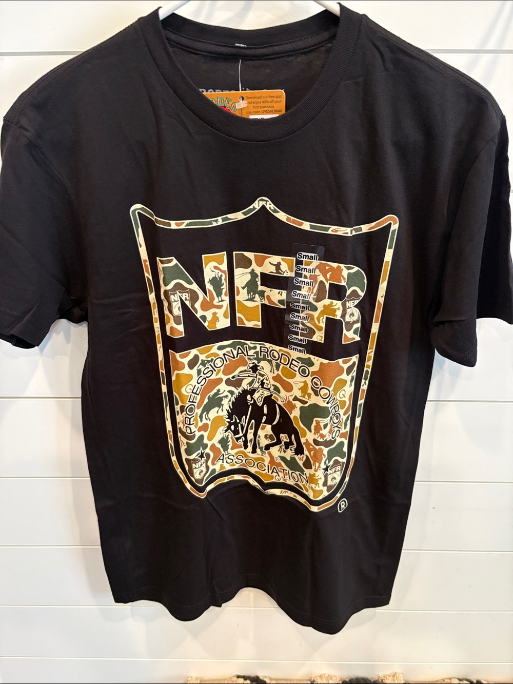Neff Men’s Black Graphic Camo Logo Short Sleeve Tee